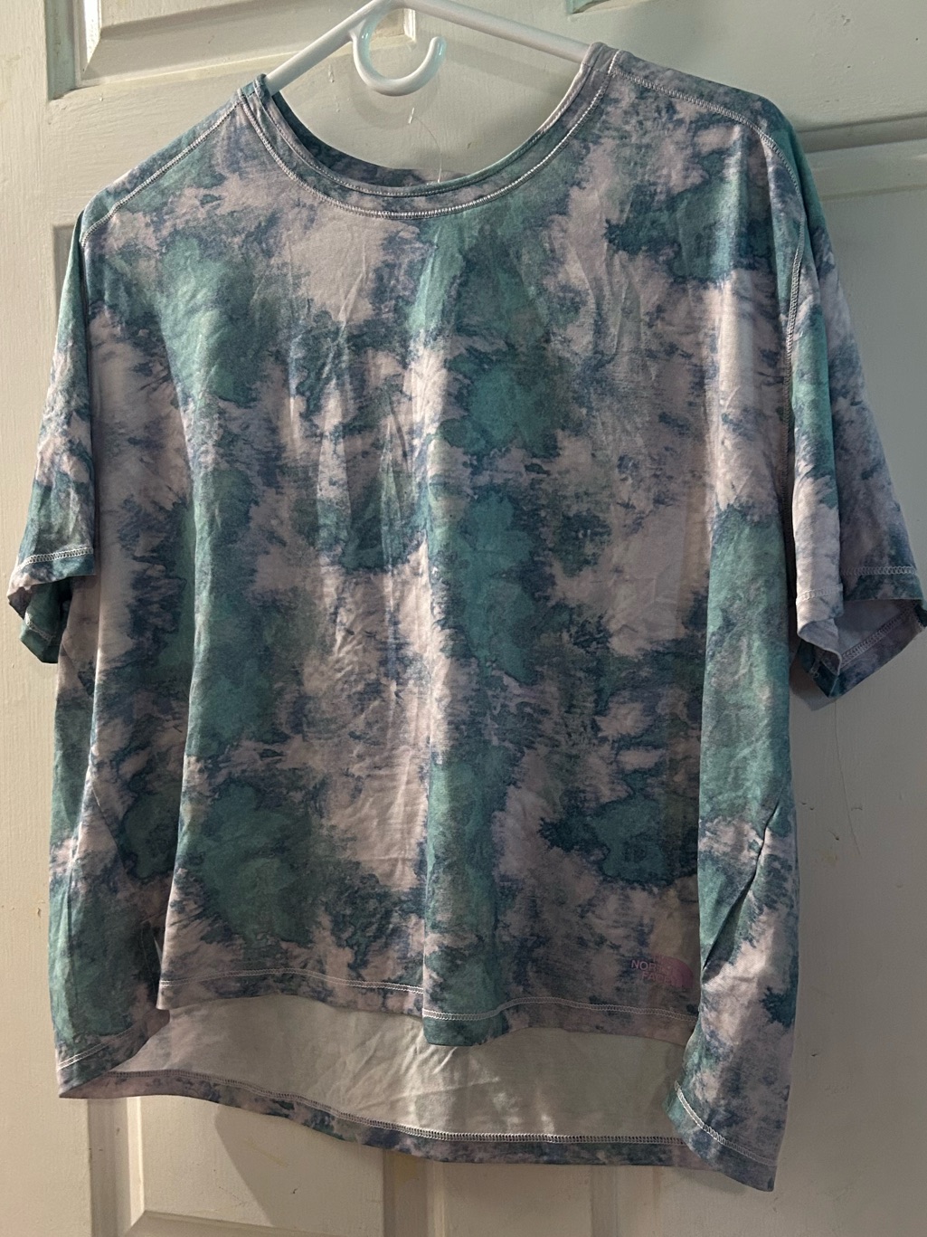 The North Face Women's Tie-Dye Short Sleeve Tee In Teal And Light Gray